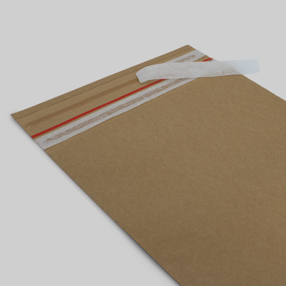 Papier-Versandtasche mit offenem Klebestreifen