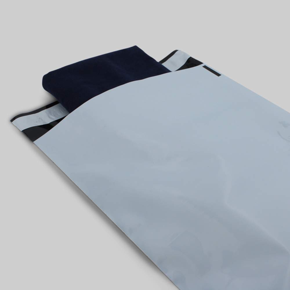 Coex-Versandtasche mit sichtbarem Inhalt